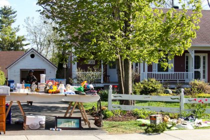 Vente-débarras, territoire Ville de Magog