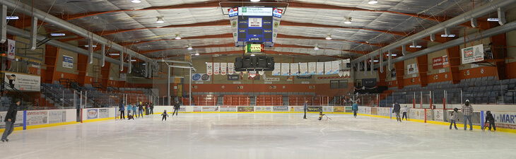 photo de l'intérieur aréna ville de magog