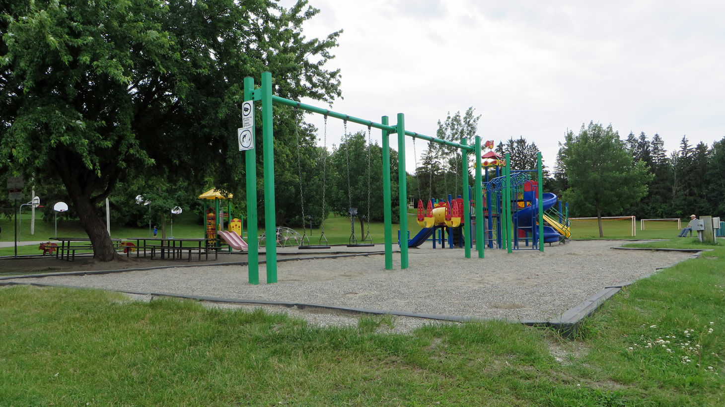 Ecole-Princess-Elizabeth-Parc-Ecole-(10)-web