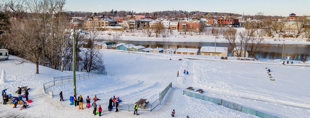 Glissade municipale - Photo : Marco Bergeron (2021)