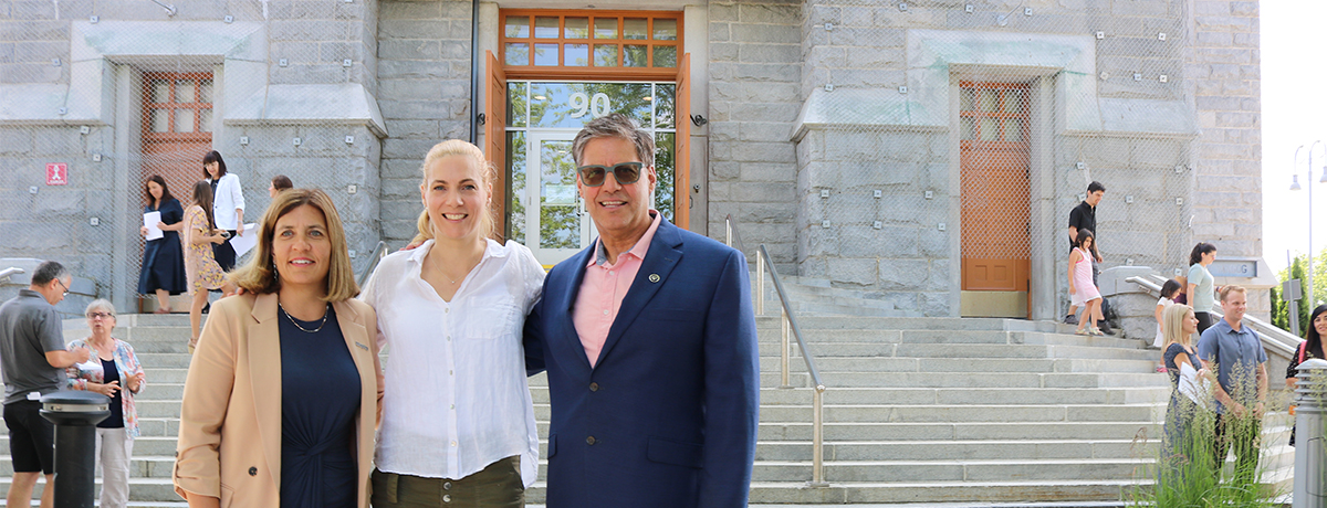 Communiqué - Les gouvernements du Canada et du Québec investissent dans la réfection de la Bibliothèque Memphrémagog à Magog